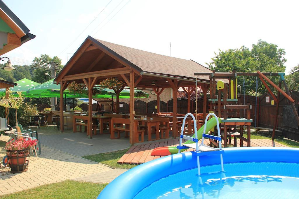 Penzion Stara Sokolovna Sumperk Bagian luar foto